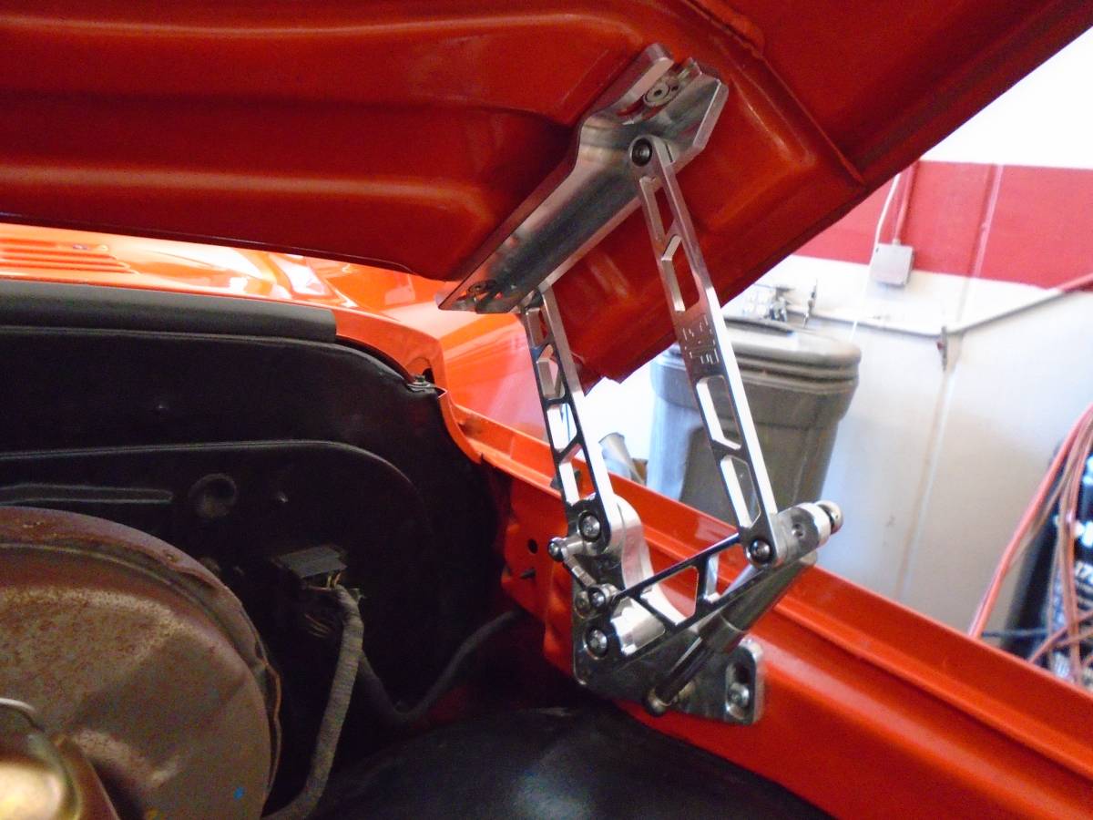 Chevy-c10-1968-orange-20
