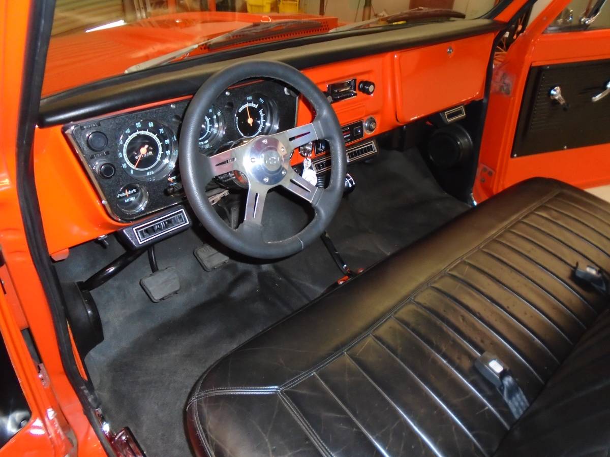 Chevy-c10-1968-orange-23