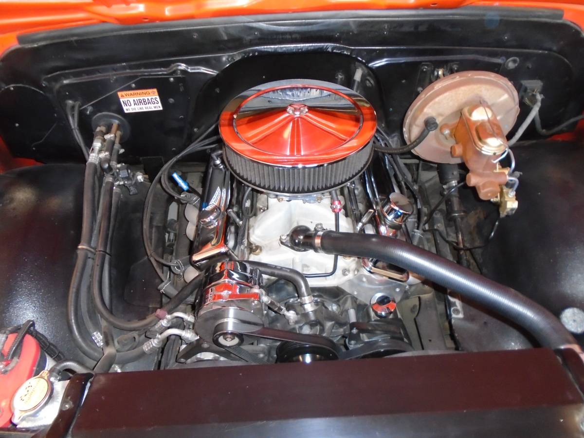 Chevy-c10-1968-orange-8