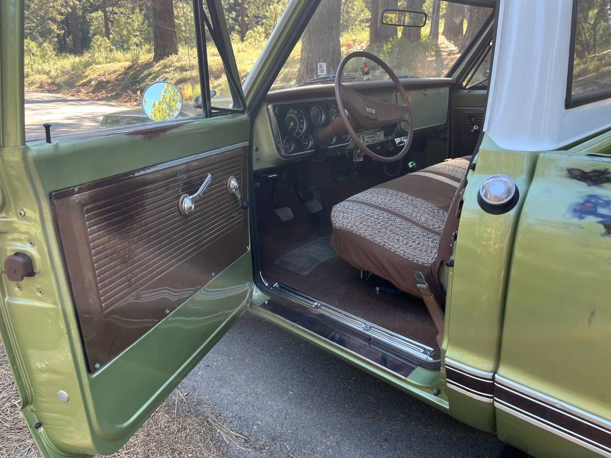 Chevy-c10-1969-green-8
