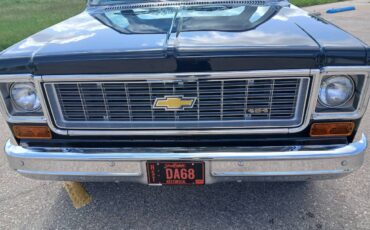 Chevy-c10-1974-black-4
