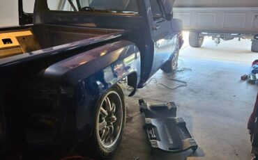 Chevy-c10-1981-blue-11
