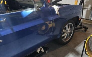 Chevy-c10-1981-blue-6