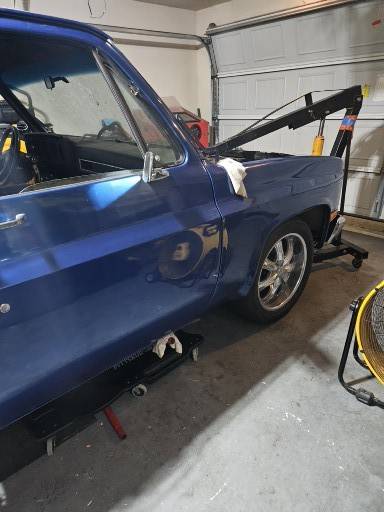 Chevy-c10-1981-blue-6