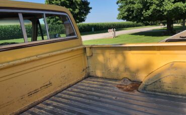 Chevy-c10-1984-yellow-17
