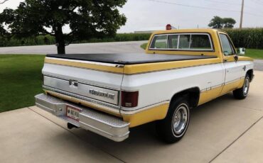 Chevy-c10-1984-yellow-4