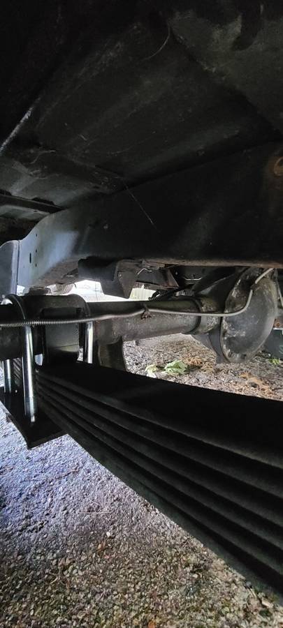 Chevy-c10-1985-black-8