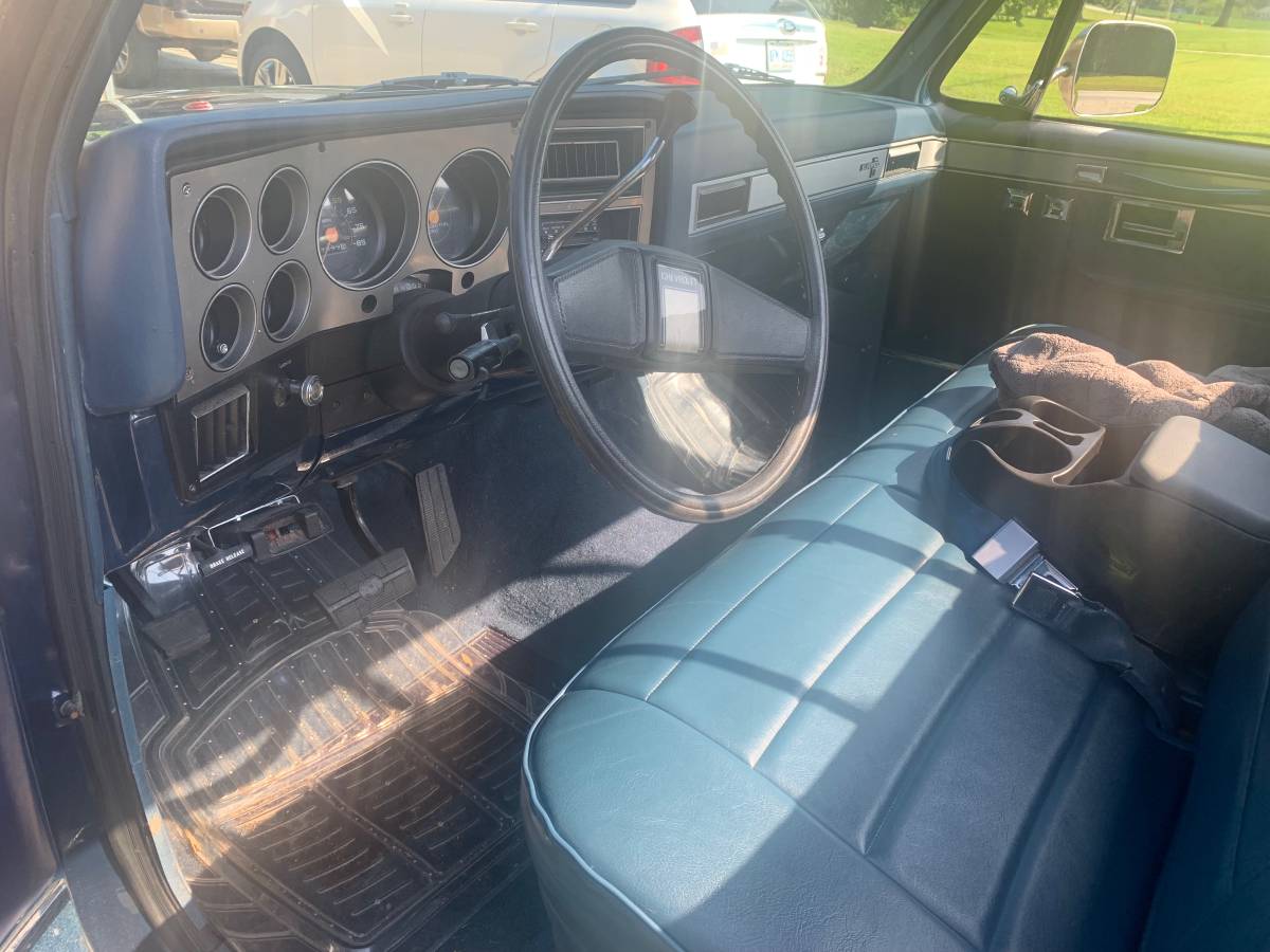 Chevy-c10-1986-10