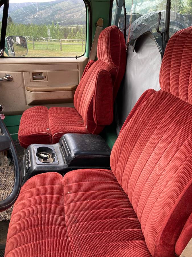 Chevy-c10-1986-green-5