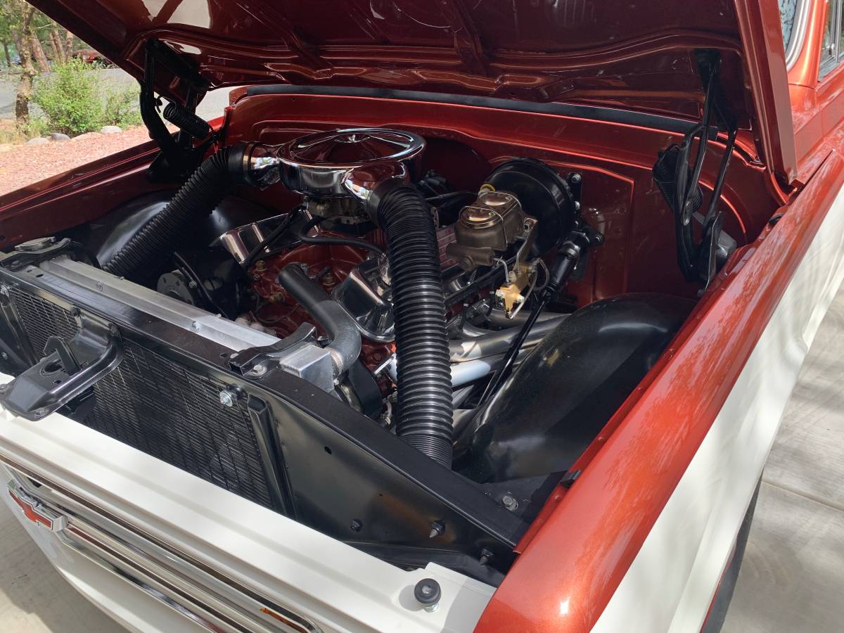 Chevy-c10-long-bed-truck-1967-custom-5