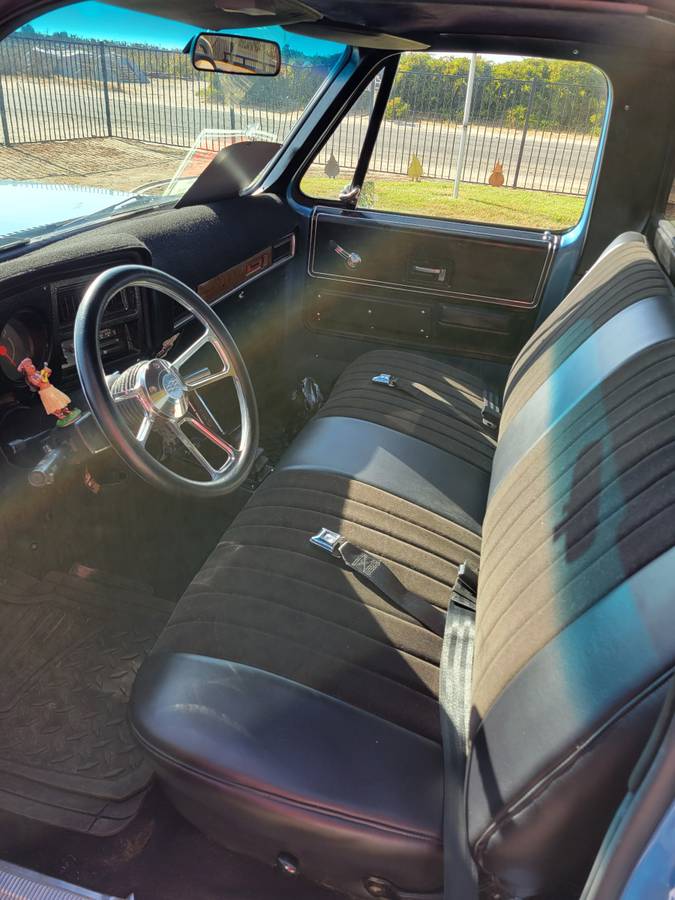 Chevy-c10-pickup-1975-blue-2
