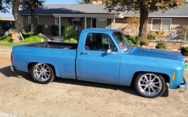 Chevy-c10-pickup-1975-blue-4