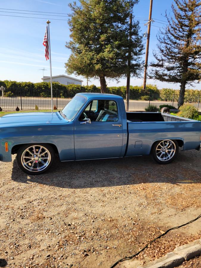 Chevy-c10-pickup-1975-blue-5