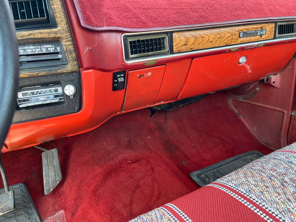 Chevy-c10-silverado-1977-1