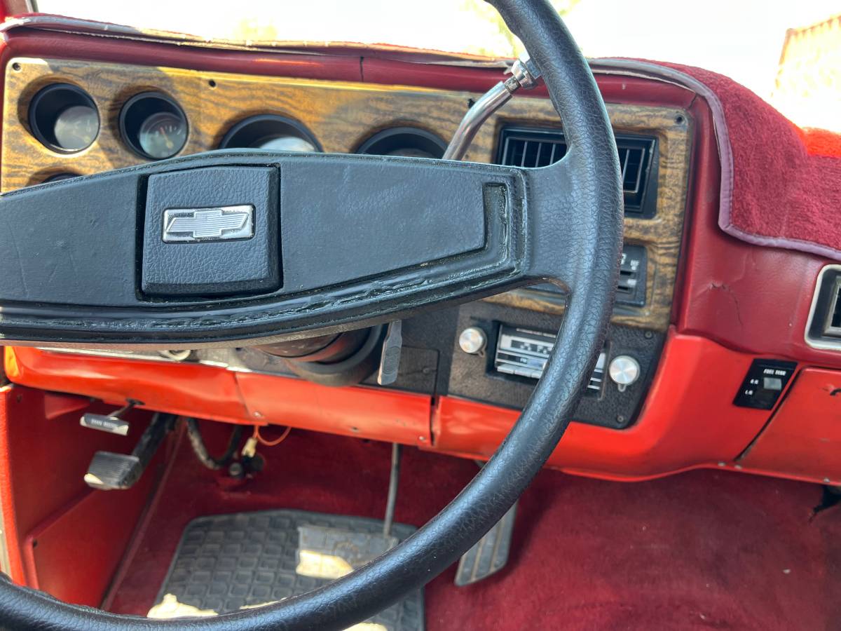 Chevy-c10-silverado-1977-19