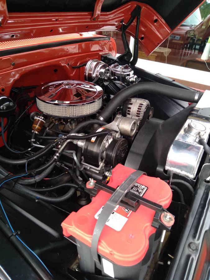 Chevy-c10-stepside-1965-orange-12