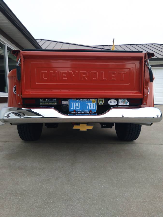 Chevy-c10-stepside-1965-orange-15