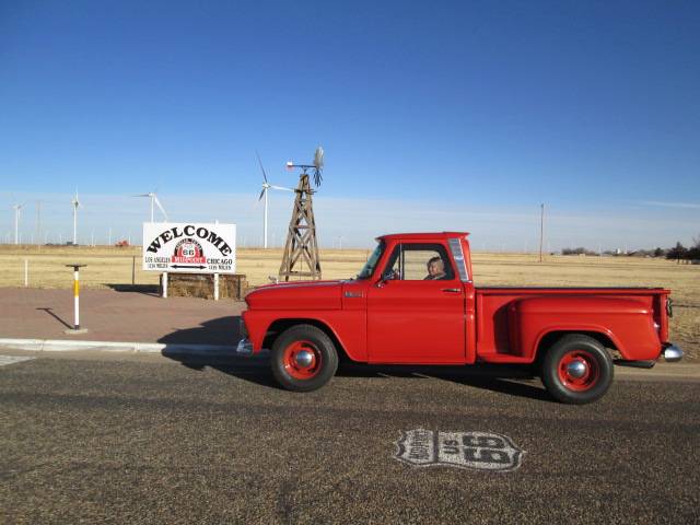 Chevy-c10-stepside-1965-orange-4
