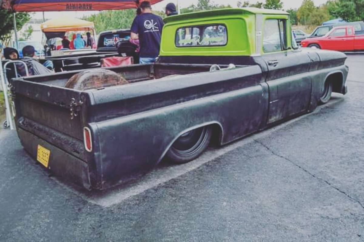 Chevy-c10-truck-1962-black-13