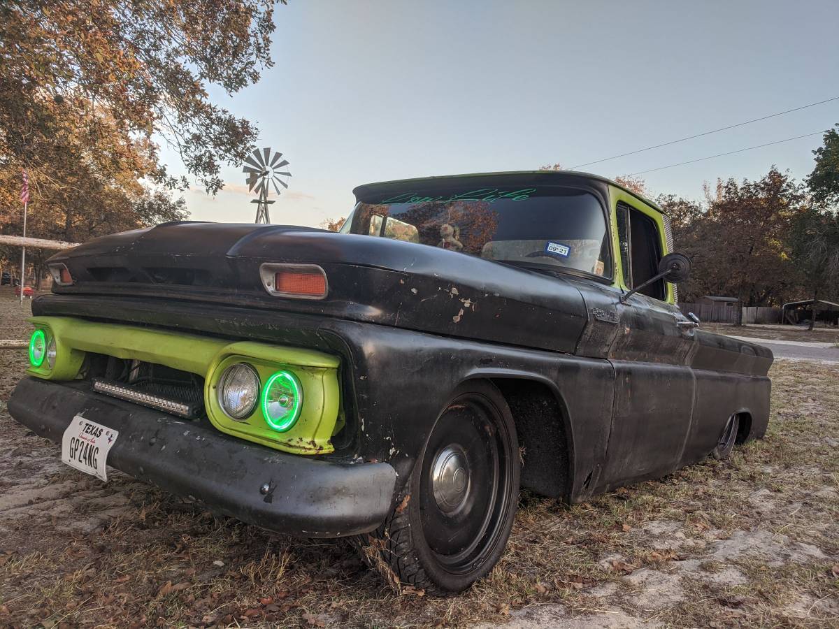 Chevy-c10-truck-1962-black-5