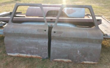Chevy-c10-truck-1966-grey-4