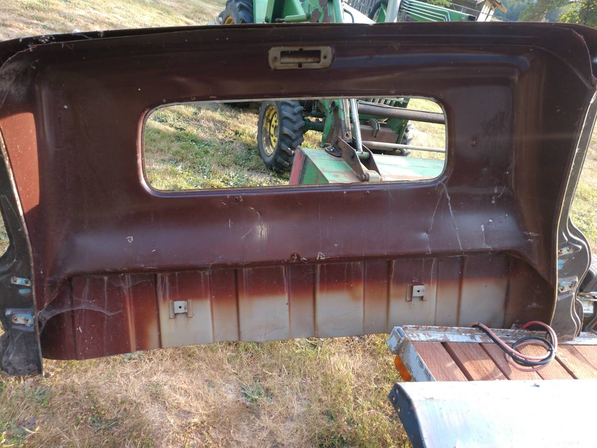 Chevy-c10-truck-1966-grey-8