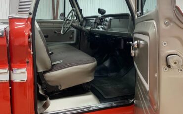 Chevy-c10-truck-1966-red-11