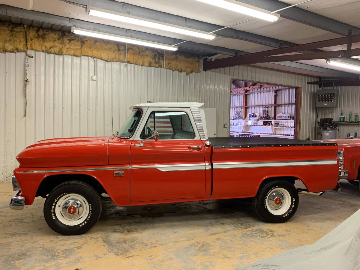 Chevy-c10-truck-1966-red