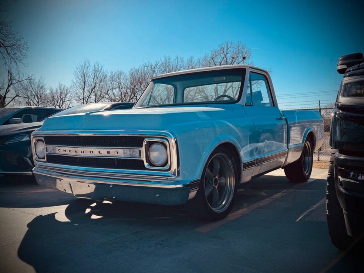 Chevy-c10-truck-1969-blue-1