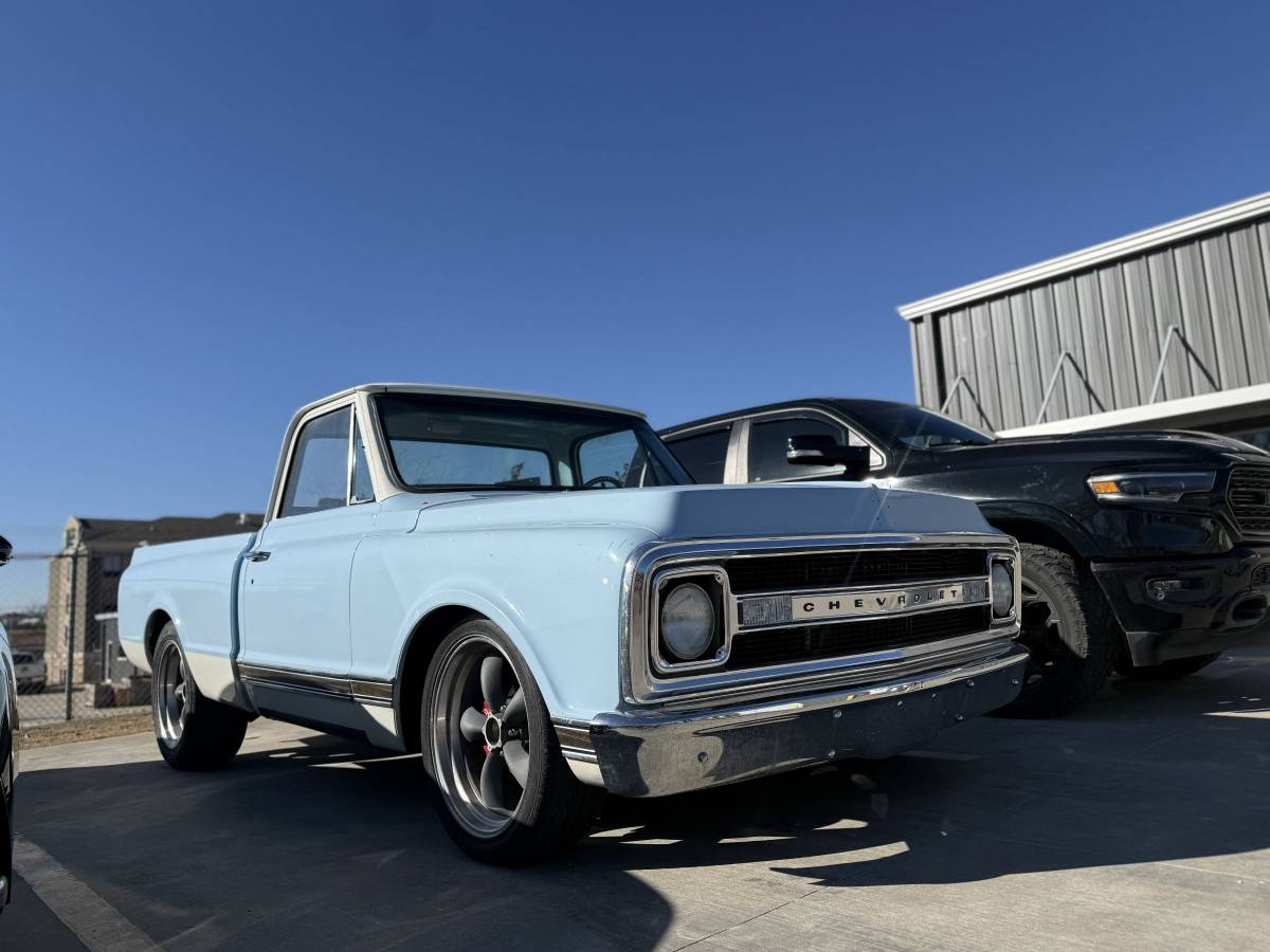 Chevy-c10-truck-1969-blue-2