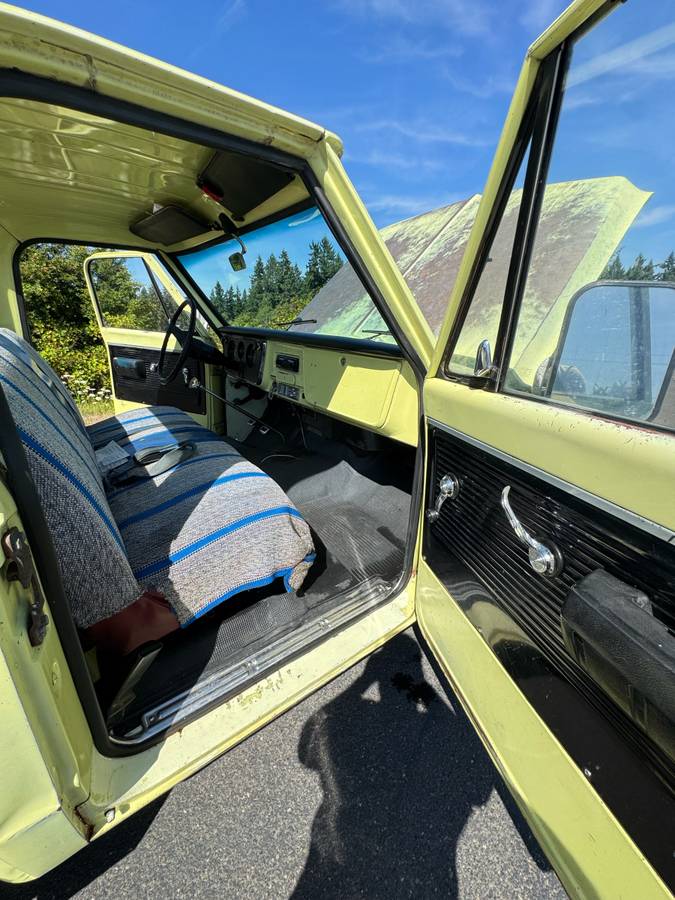 Chevy-c10-truck-1972-yellow-6