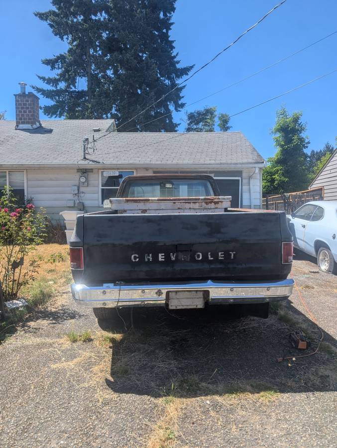 Chevy-c10-truck-1973-black-2