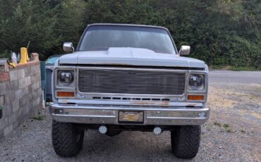 Chevy-c10-truck-1974-red-1