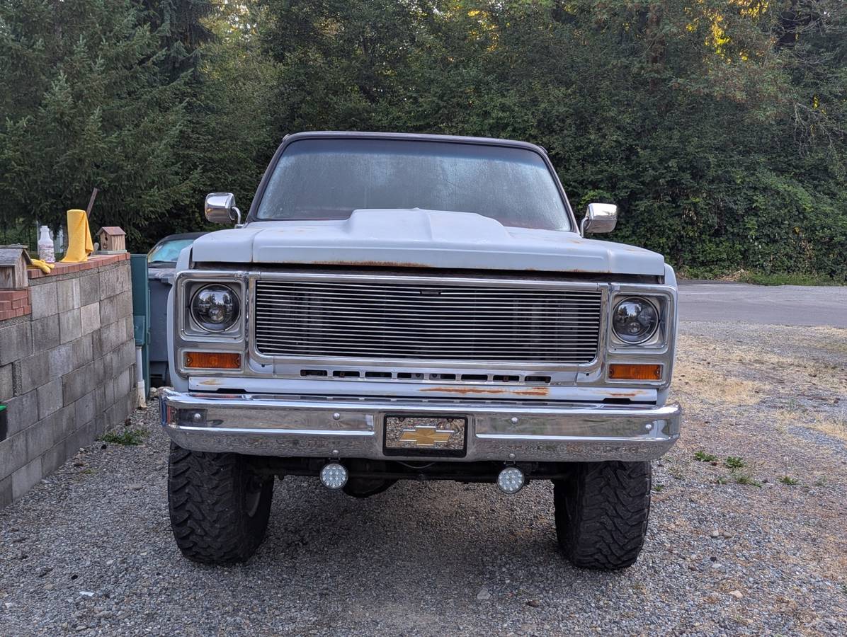 Chevy-c10-truck-1974-red-1