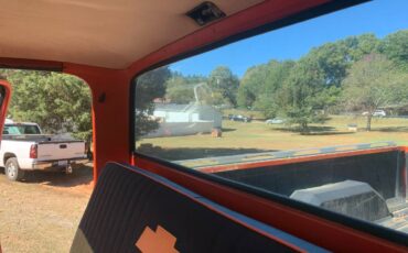 Chevy-c10-truck-1975-orange