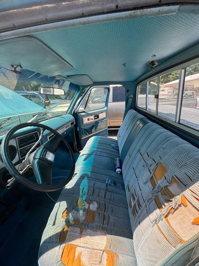 Chevy-c10-truck-1978-blue-13