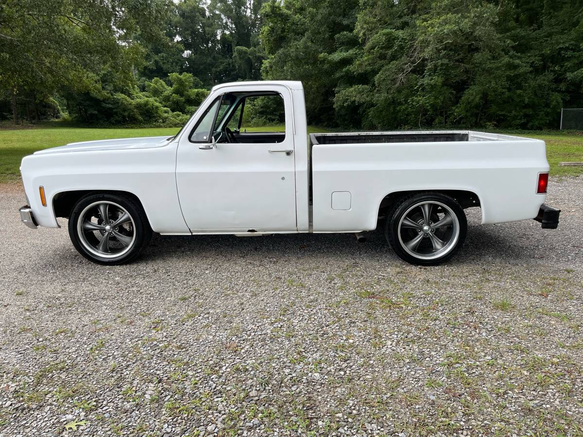 Chevy-c10-truck-1979-white-9