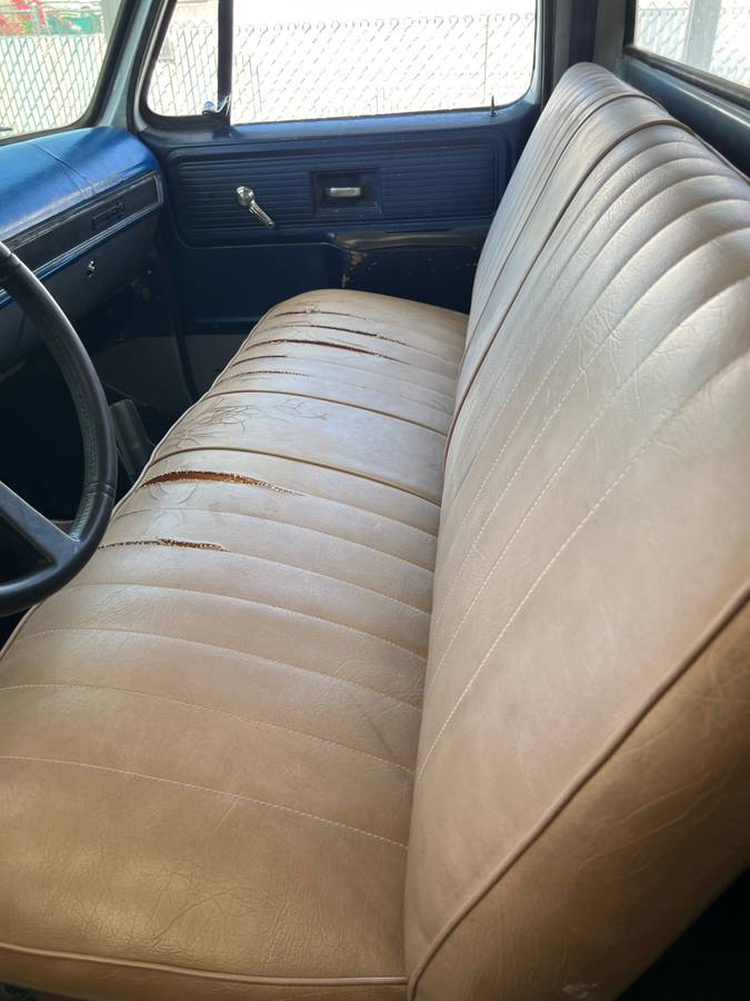 Chevy-c10-truck-1980-blue-9