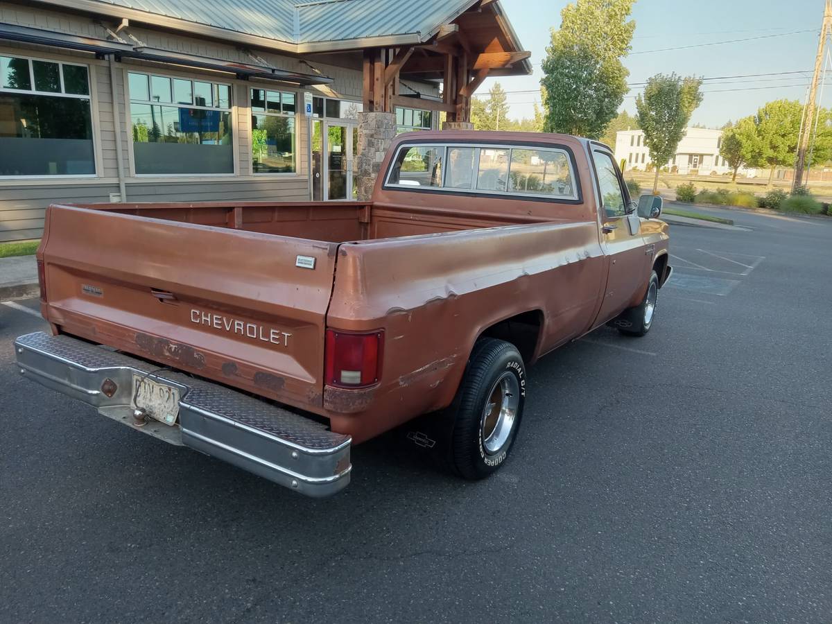 Chevy-c10-truck-1981-1