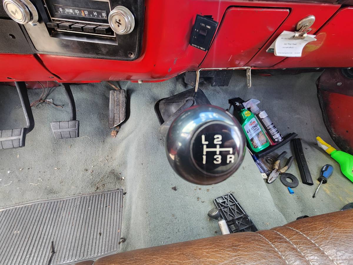 Chevy-c10-truck-1984-red-3
