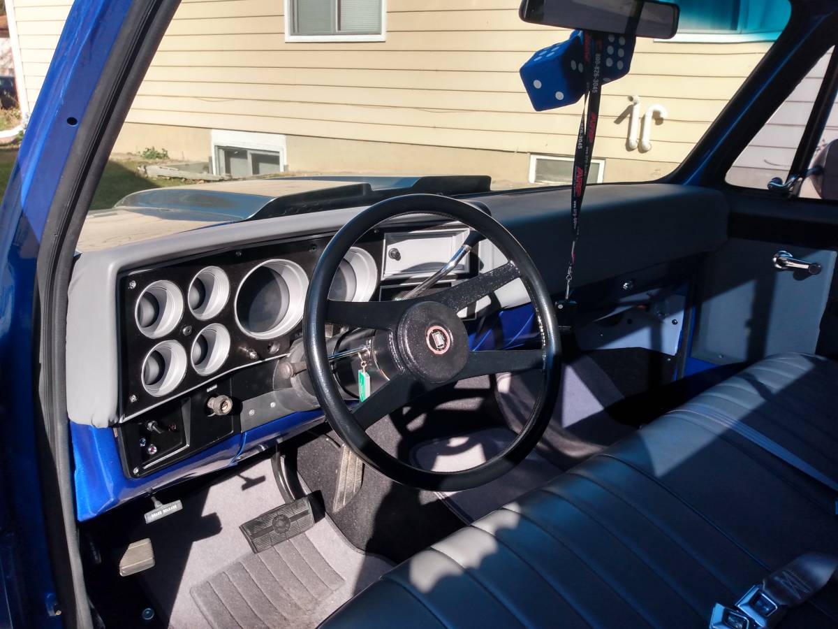 Chevy-c10-truck-1986-blue-10