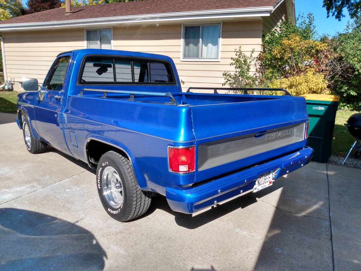 Chevy-c10-truck-1986-blue-3
