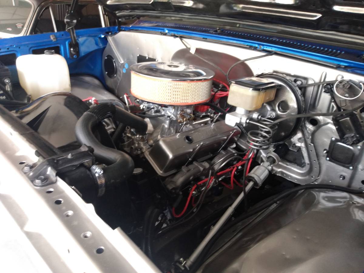 Chevy-c10-truck-1986-blue-5