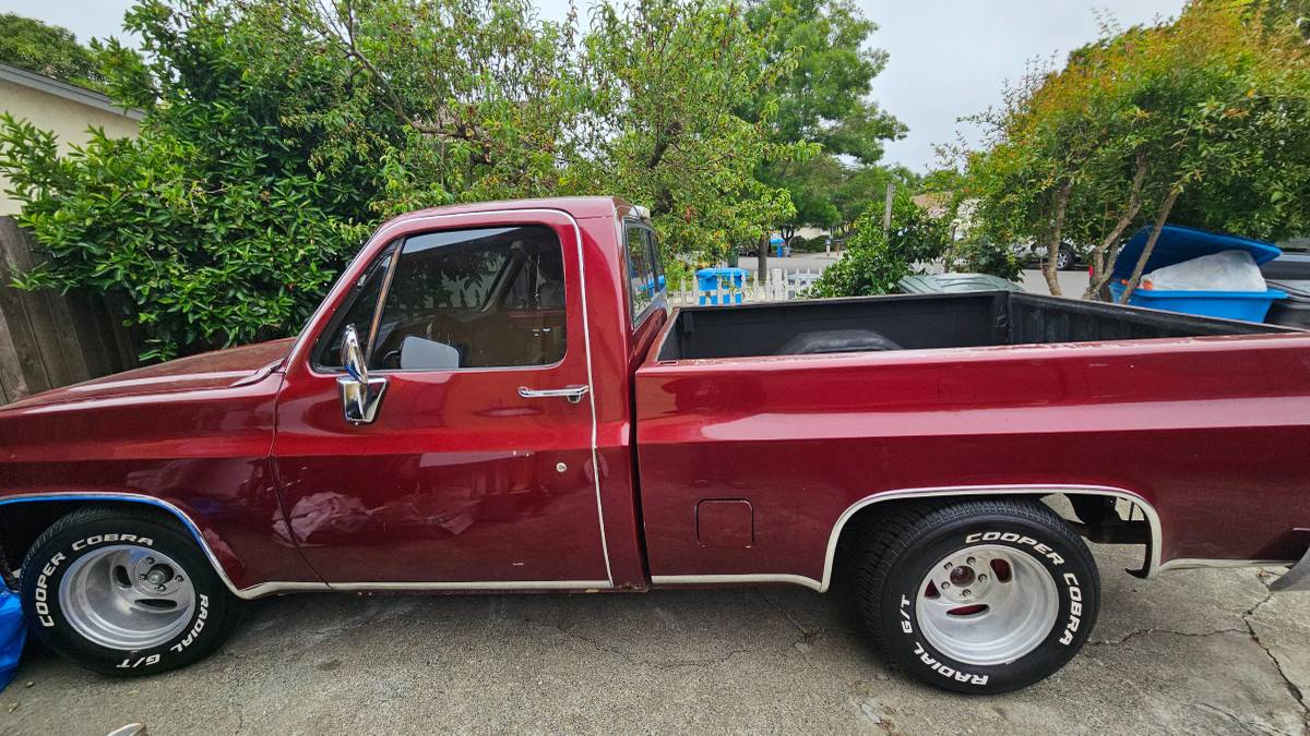 Chevy-c10-truck-1986-red-7