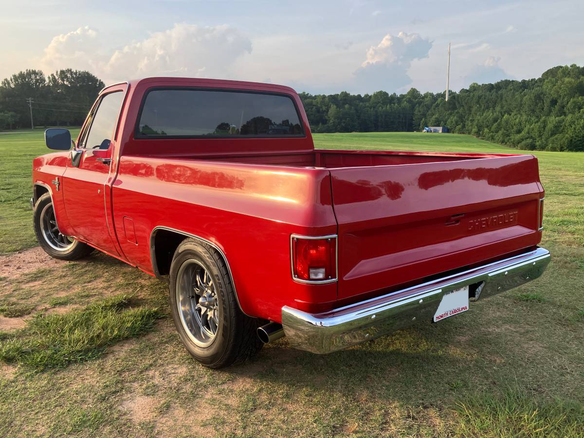 Chevy-c10-truck-1987-red-9