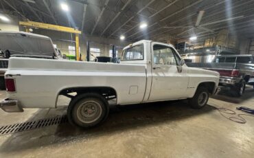 Chevy-c10-truck-1987-white-3