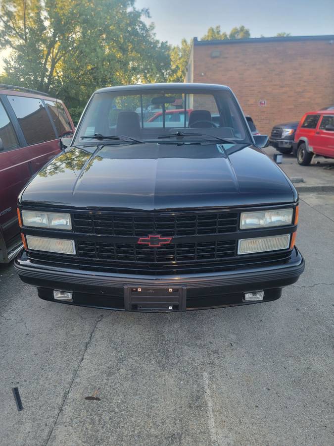 Chevy-c1500-1990-black-12