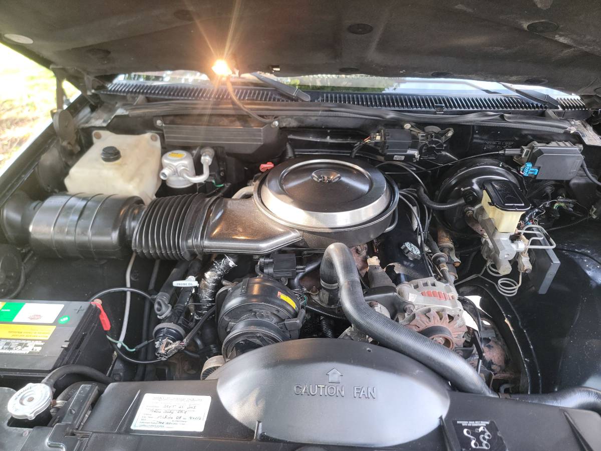 Chevy-c1500-1990-black-2