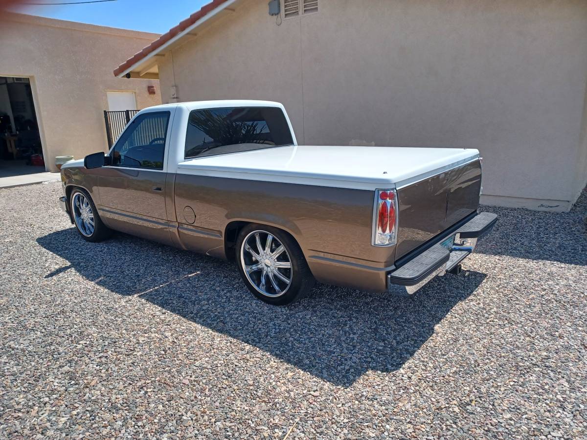 Chevy-c1500-1991-custom-2