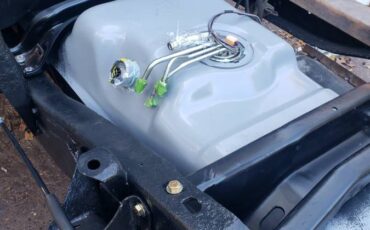 Chevy-c1500-1993-black-3